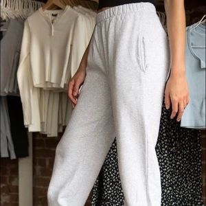 white drawstring sweatpants! ♡ ︎WORN ONCE ♡︎